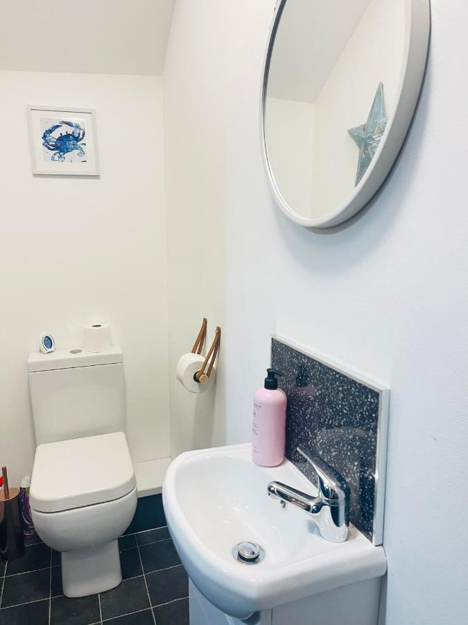 סוואנסי Elegant Studio1 Netflix Bathroom Close To Beach מראה חיצוני תמונה