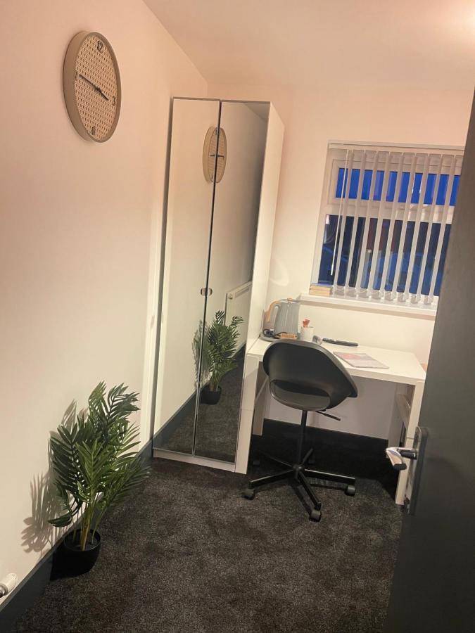 סוואנסי Elegant Studio1 Netflix Bathroom Close To Beach מראה חיצוני תמונה